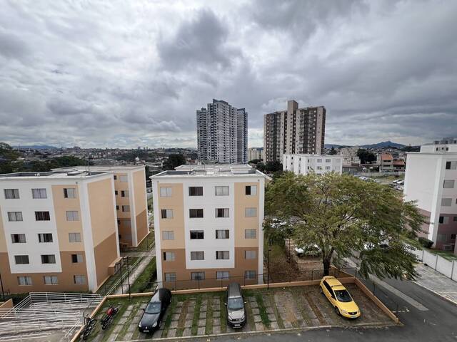 #34 - Apartamento para Venda em  -  - 1