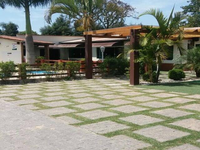 #15 - Casa para Venda em Santana de Parnaíba - SP - 3