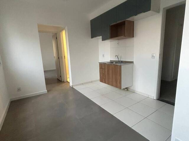 #84 - Apartamento para Locação em Carapicuíba - SP - 2