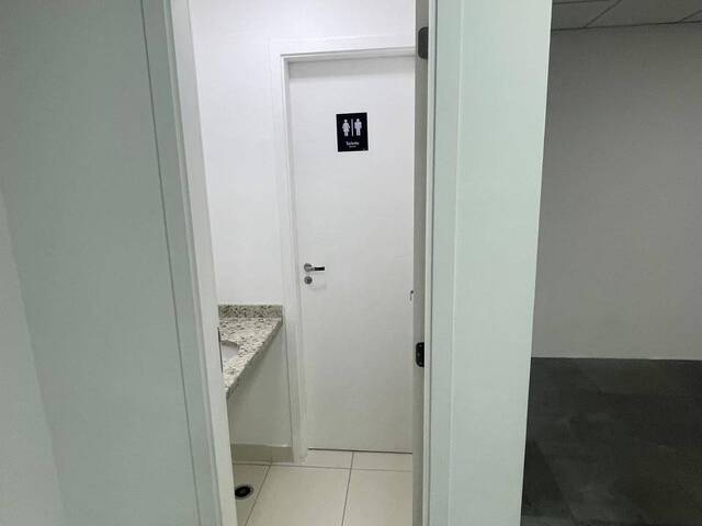 Sala para Venda em Barueri - 4