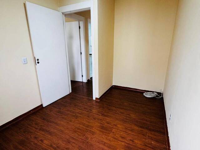 #111 - Apartamento para Venda em Jandira - SP - 1