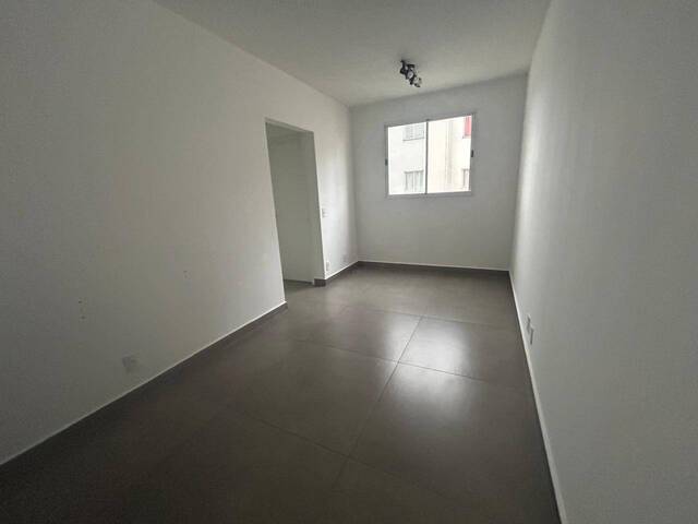 Apartamento para Locação em Jandira - 4