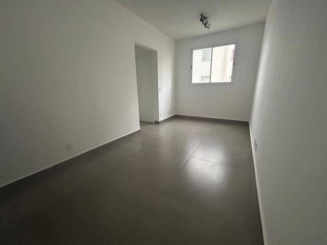 #116 - Apartamento para Locação em Jandira - SP - 2